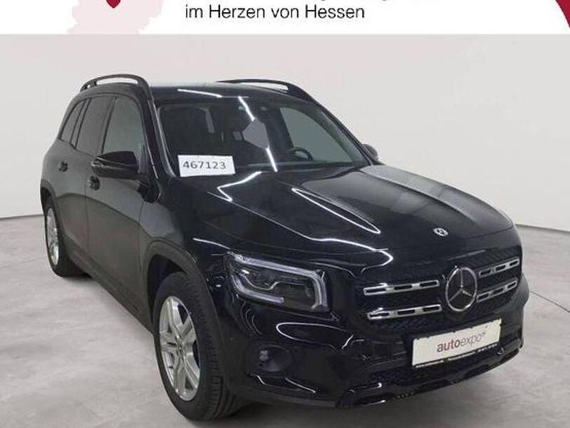 Gebraucht Mercedes GLB200 Progressive 150 PS (110 kW) 2023 Kosmosschwarz metallic SUV