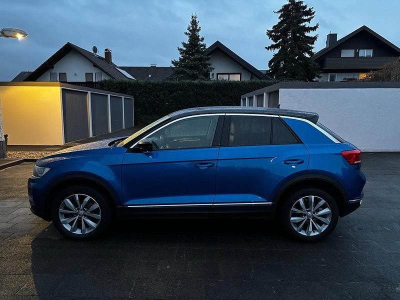 Gebraucht VW T-Roc Style 150 PS (110 kW) 2018 Blau SUV