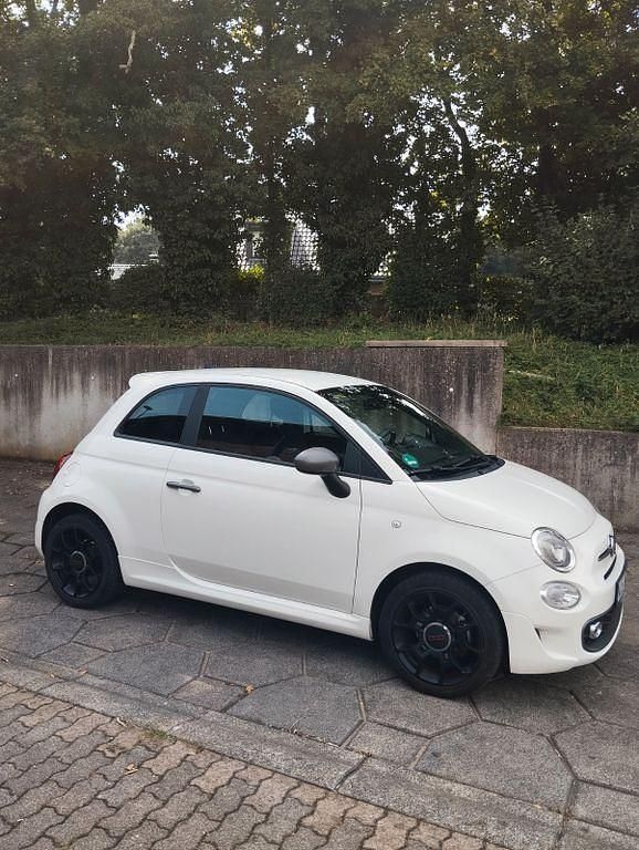 Weiß Gebraucht 2017 Fiat 500S Kleinwagen | 10.000 € (Fairer Preis) - Bild 1/4
