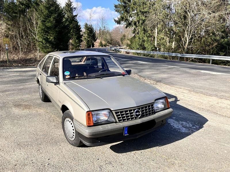 Gebraucht Opel Ascona 101 PS (74 kW) 1986 Limousine