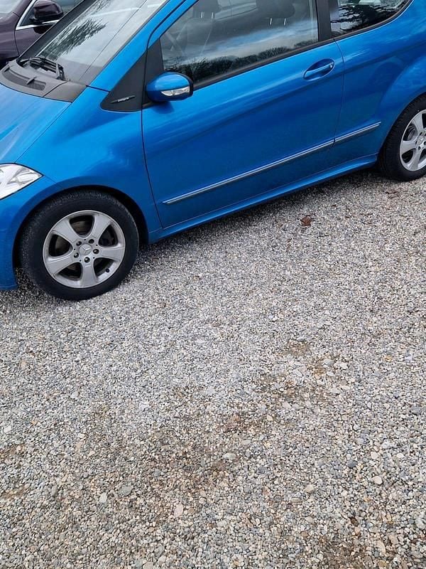 Gebraucht Mercedes A200 193 PS (141 kW) 2008 Blau Limousine