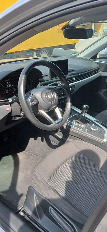 Gebraucht Audi A4 Design 190 PS (139 kW) 2017 Silber Kombi