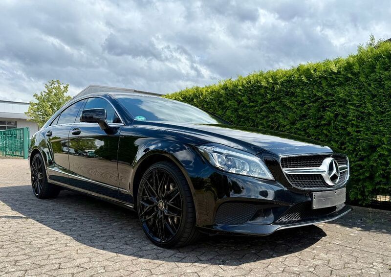 Schwarz Gebraucht 2016 Mercedes CLS350 Limousine | 22.999 € (Fairer Preis) - Bild 1/4