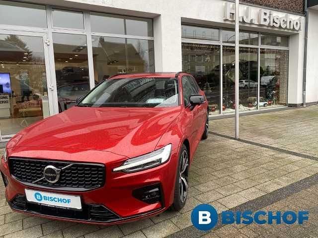 Gebraucht Volvo V60 145 PS (106 kW) 2025 Kombi