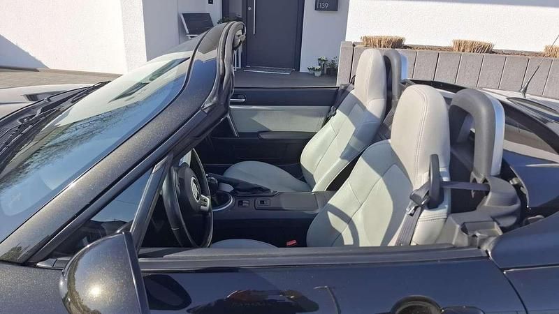 Gebraucht Mazda MX5 126 PS (92 kW) 2011 Schwarz Cabrio