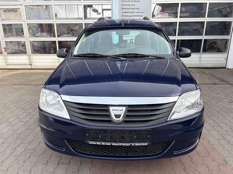 Gebraucht Dacia Logan 84 PS (61 kW) 2011 Blau Kombi