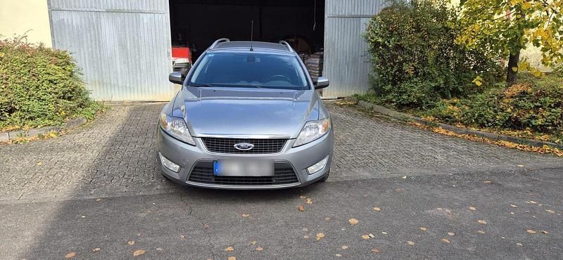 Gebraucht Ford Mondeo Ambiente 125 PS (91 kW) 2009 Grau Kombi