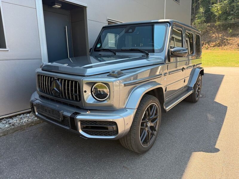 Grau Gebraucht 2022 Mercedes G500 AMG SUV | 139.000 € (Superpreis) - Bild 1/4