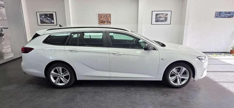 Weiß Gebraucht 2020 Opel Insignia Business Edition Kombi | 10.900 € (Superpreis) - Bild 1/4