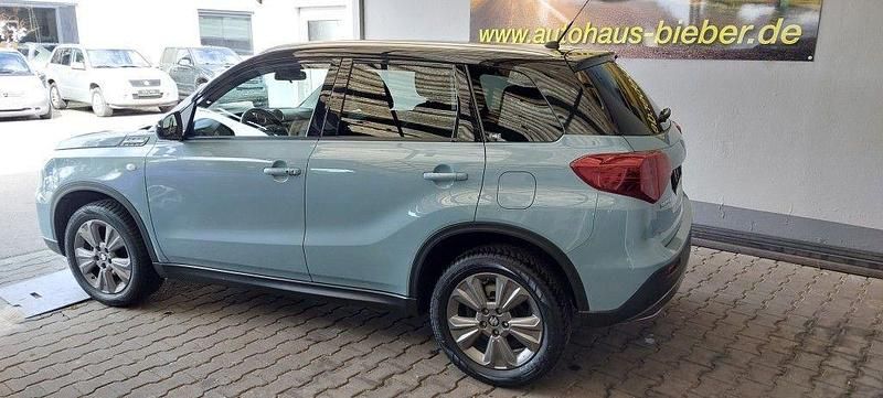 Gebraucht Suzuki Vitara Comfort 129 PS (94 kW) 2021 Blau SUV