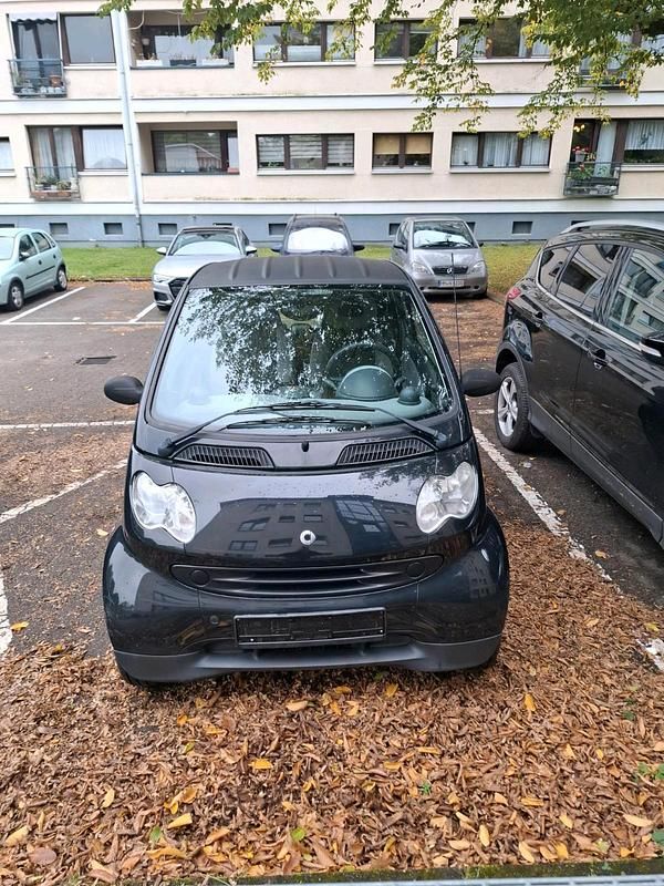 Schwarz Gebraucht 2003 Smart ForTwo Coupé Kleinwagen | 1.200 € (Fairer Preis) - Bild 1/4
