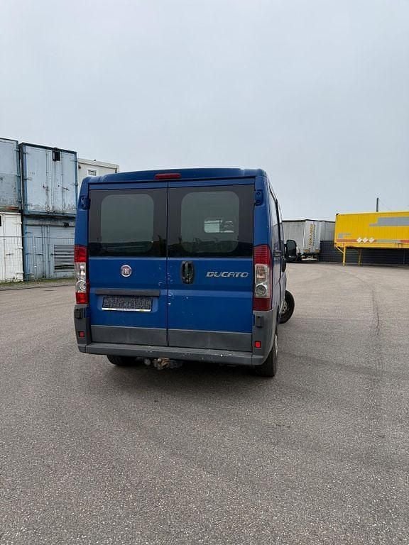 Gebraucht Fiat Ducato 101 PS (74 kW) 2011 Blau Van