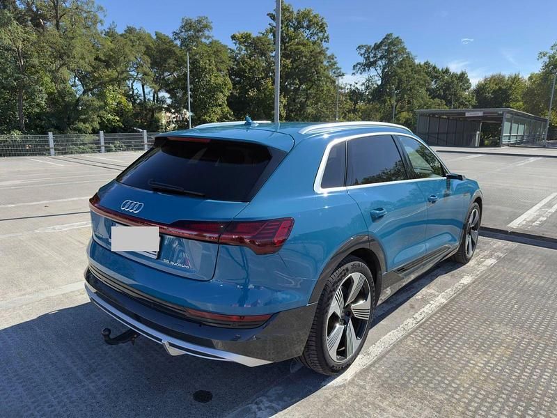 Gebraucht Audi e-tron S-Line 300 kW (408 PS) 2020 Blau SUV