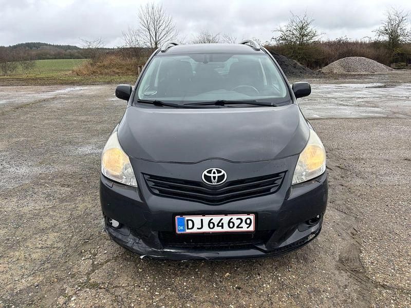 Gebraucht Toyota Verso Basis 126 PS (92 kW) 2009 Schwarz Van / Kleinbus
