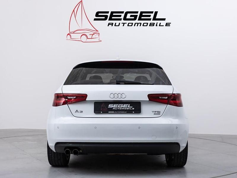 Gebraucht Audi A3 Ambiente 228 PS (167 kW) 2016 Weiß Kleinwagen