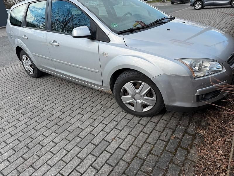 Gebraucht Ford Focus 2007 Silber Kombi