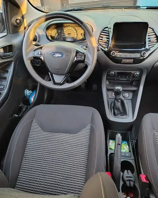Używany Ford Ka Cool & Connect 86 KM (63 kW) 2019 Szary Sedan/Limuzyna