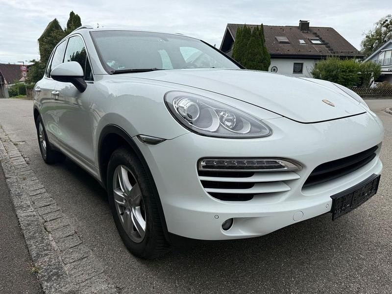 Gebraucht Porsche Cayenne 245 PS (180 kW) 2012 Weiß SUV