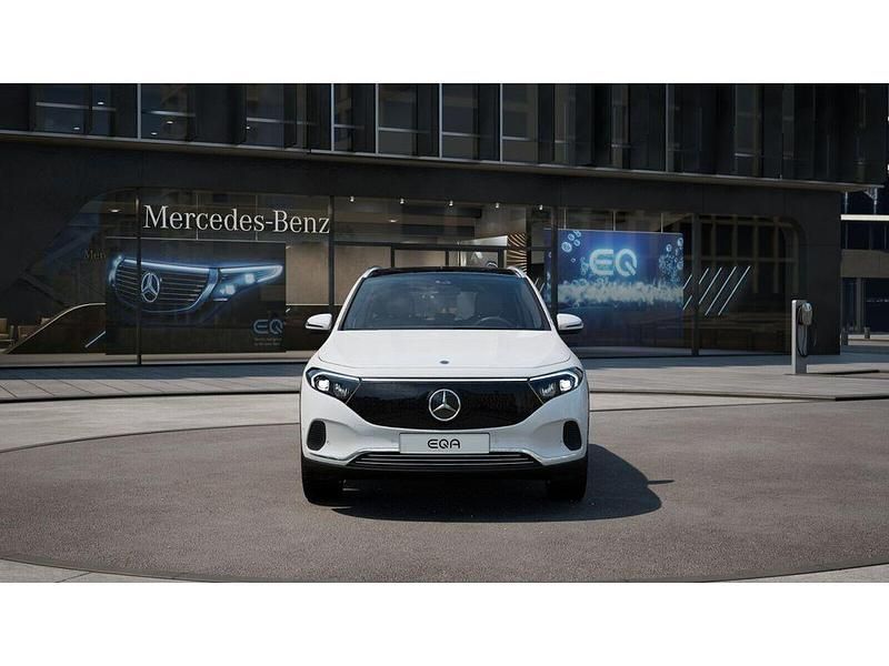 Gebraucht Mercedes EQA300 Progressive 167 kW (228 PS) 2025 Weiss unilack polarweiss SUV