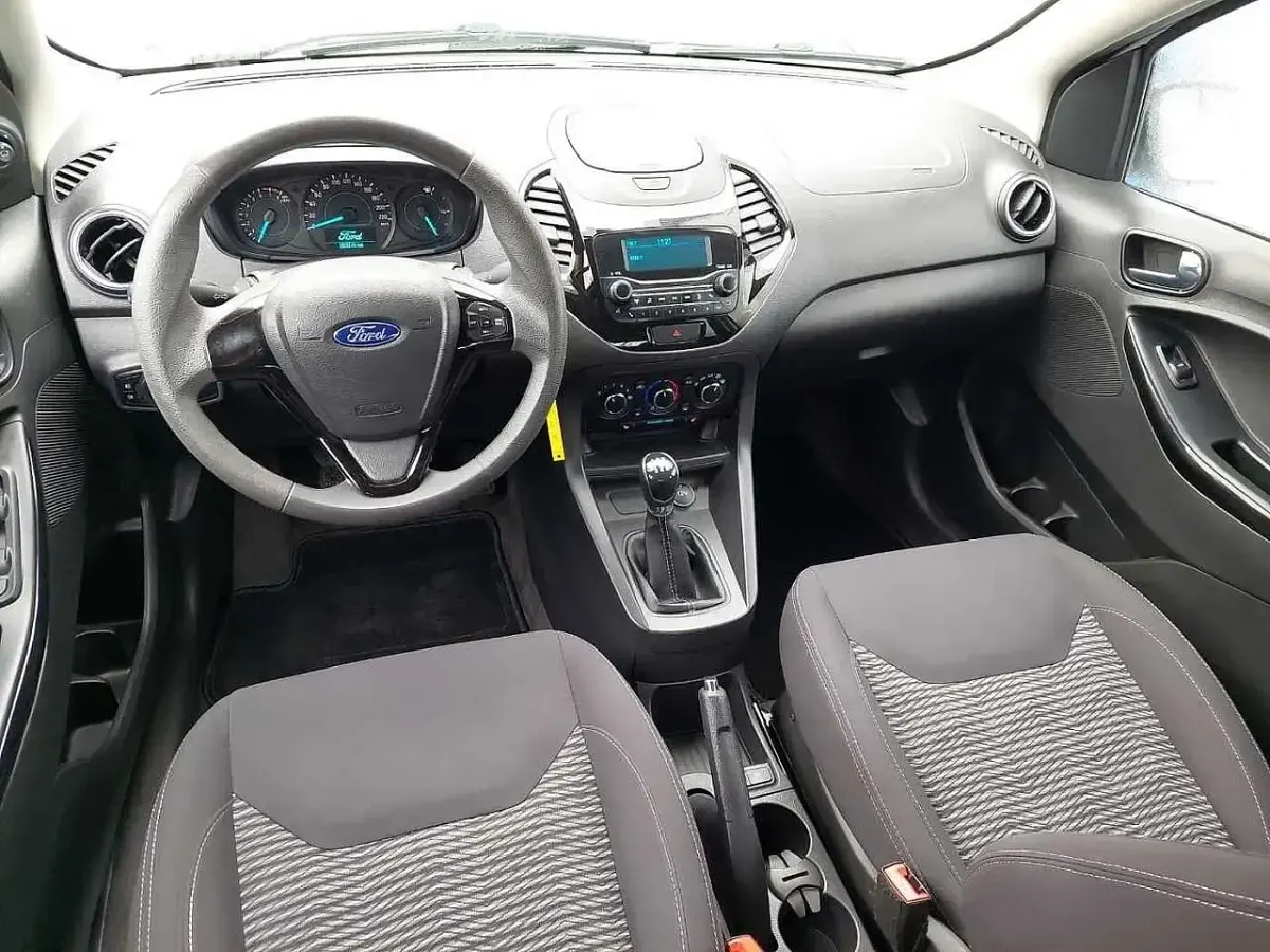 Gebraucht Ford Ka 86 PS (63 kW) 2018 Oxford white Kleinwagen