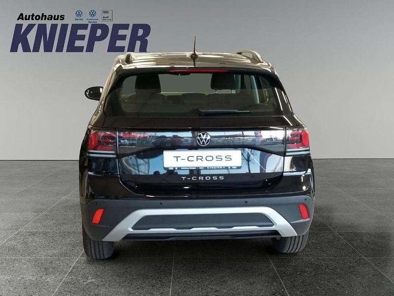 Neu VW T-Cross Life 95 PS (69 kW) 2025 Deep black perleffekt SUV