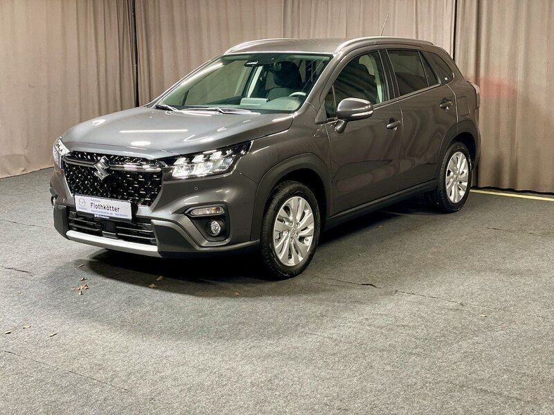 Grau Gebraucht 2022 Suzuki SX4 S-Cross Comfort SUV | 21.490 € (Fairer Preis) - Bild 1/4