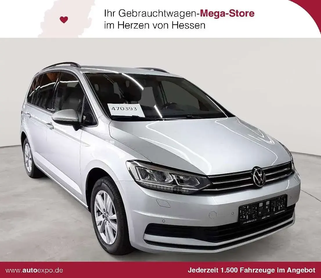 Gebraucht VW Touran Comfortline 150 PS (110 kW) 2021 Van / Kleinbus