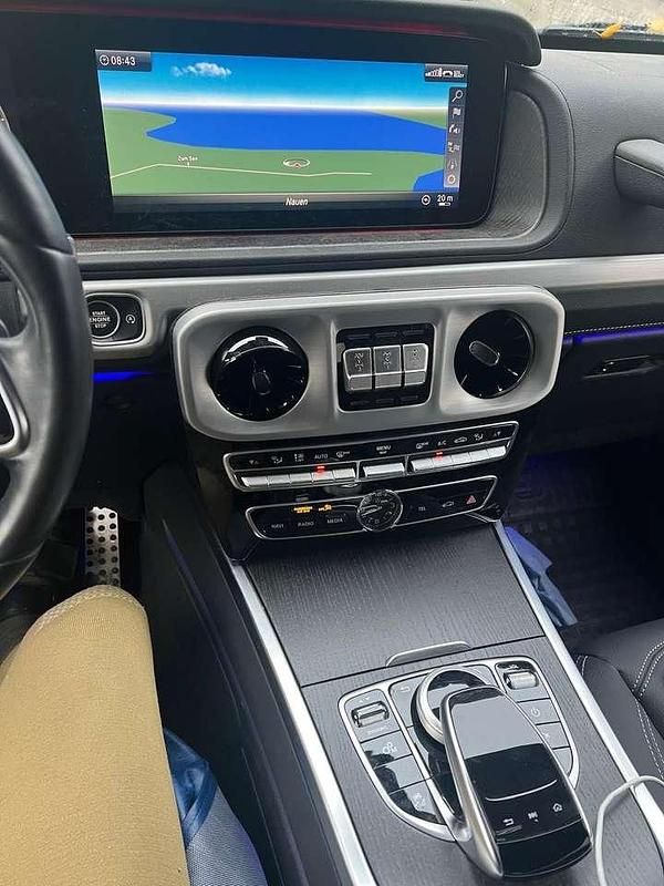 Schwarz Gebraucht 2024 Mercedes G400 SUV | 134.900 € (Superpreis) - Bild 1/4
