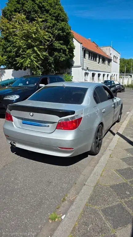 Gebraucht BMW 540 306 PS (225 kW) 2005 Silber Limousine