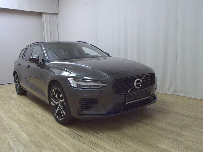 Gebraucht Volvo V60 Plus 398 PS (292 kW) 2022 Grau Kombi