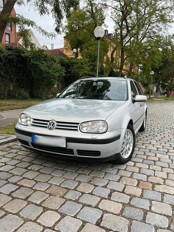 Silber Gebraucht 1999 VW Golf IV Kombi | 2.600 € (Etwas zu teuer) - Bild 1/4