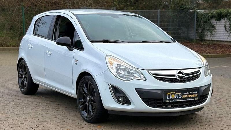 Gebraucht Opel Corsa Innovation 101 PS (74 kW) 2012 Weiß Kleinwagen