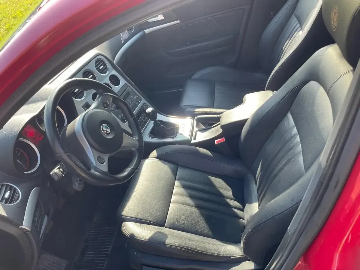 Gebraucht Alfa Romeo 159 200 PS (147 kW) 2009 Rot Kombi