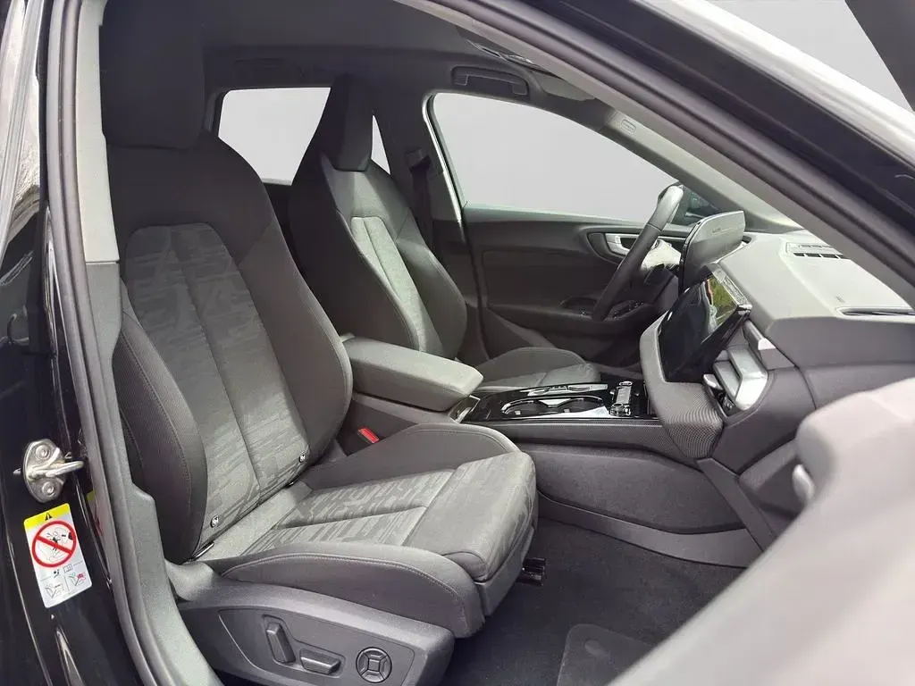 Gebraucht Audi A5 Sport 204 PS (150 kW) 2025 Schwarz Kombi