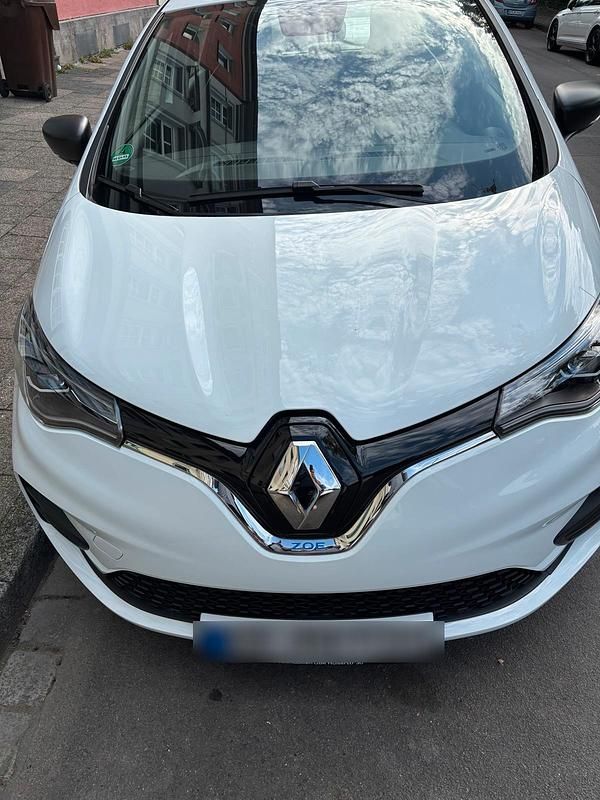 Weiß Gebraucht 2020 Renault Zoe Life Kleinwagen | 10.900 € (Guter Preis) - Bild 1/4
