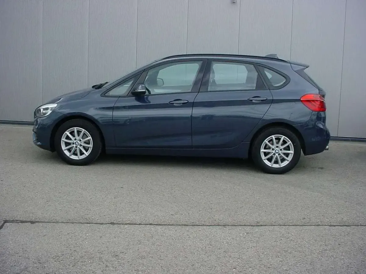 Gebraucht BMW 218 136 PS (100 kW) 2015 Atlantikgrau metallic Van / Kleinbus