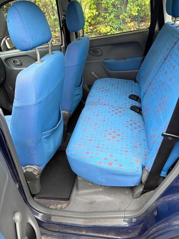 Second-hand Opel Agila 60 CP (44 kW) 2001 Albastru Monovolum