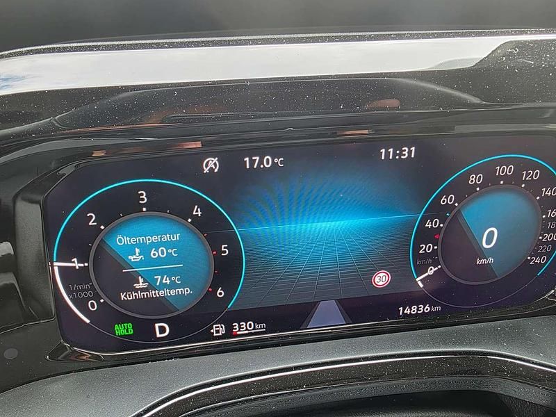 Gebraucht VW Multivan 150 PS (110 kW) 2024 Schwarz Van