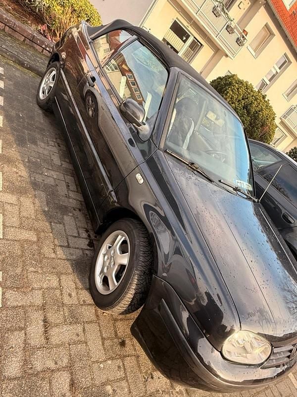 Schwarz Gebraucht 2001 VW Golf Cabriolet Cabrio | 1.650 € (Fairer Preis) - Bild 1/4
