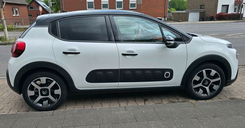 Gebraucht Citroën C3 Shine 99 PS (72 kW) 2017 Weiß Kleinwagen