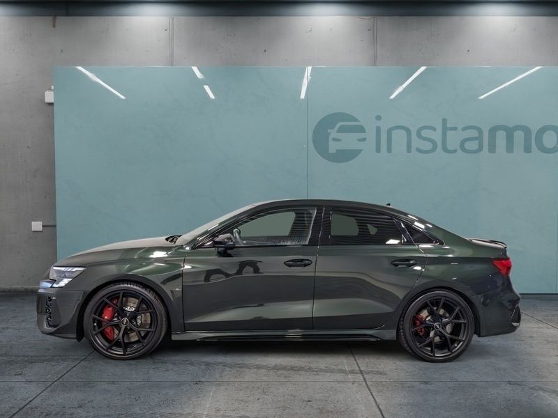 Gebraucht Audi RS3 Ambiente 400 PS (294 kW) 2023 Grün Limousine