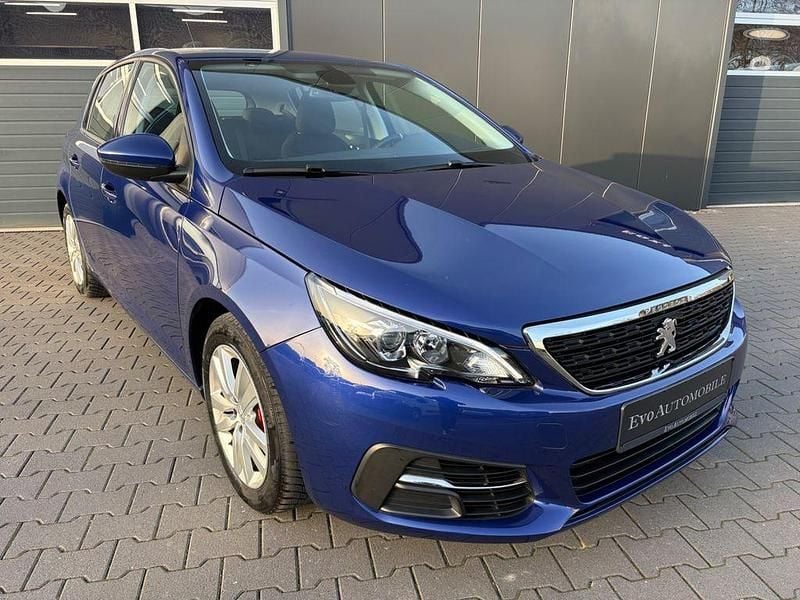 Second-hand Peugeot 308 Active 131 CP (96 kW) 2019 Albastru Berlinǎ