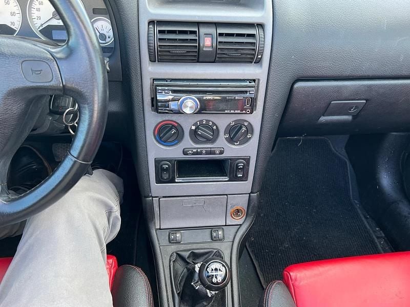 Gebraucht Opel Astra Cabriolet 125 PS (91 kW) 2003 Grau Cabrio