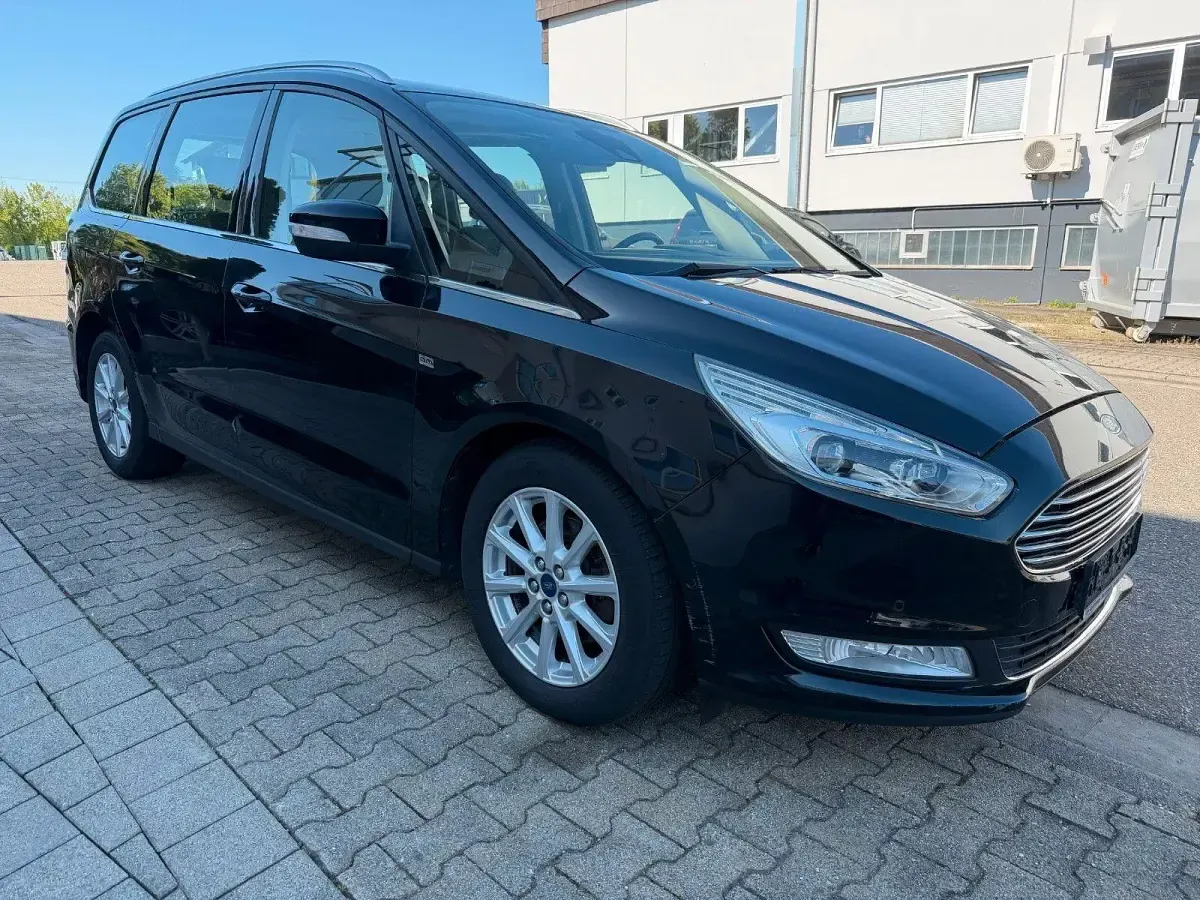Gebraucht Ford Galaxy Titanium 179 PS (131 kW) 2018 Schwarz Van / Kleinbus
