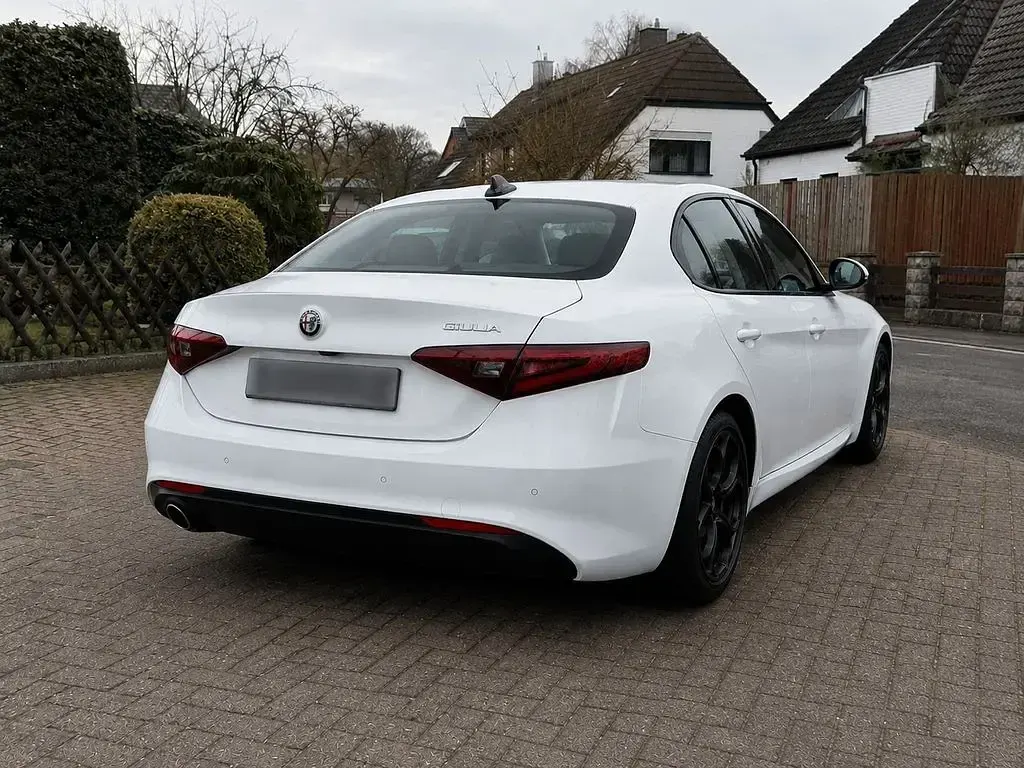 Gebraucht Alfa Romeo Giulia Super 190 PS (139 kW) 2019 Weiß Limousine