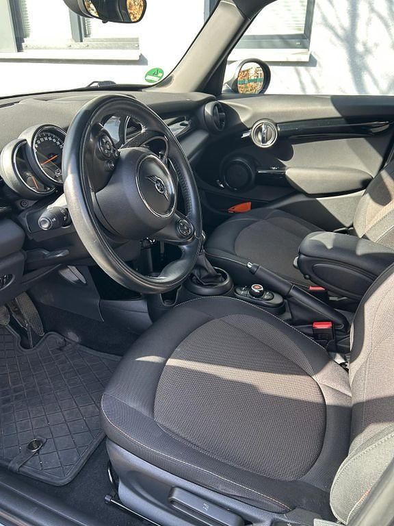 Gebraucht Mini ONE 102 PS (75 kW) 2018 Schwarz Kleinwagen