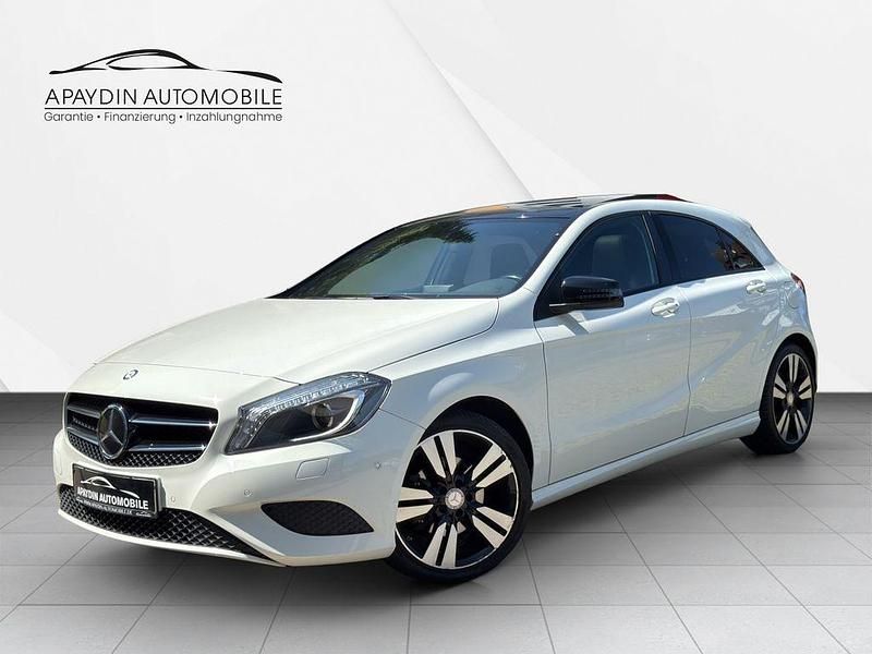 Weiß Gebraucht 2015 Mercedes A200 Limousine | 15.990 € (Fairer Preis) - Bild 1/4