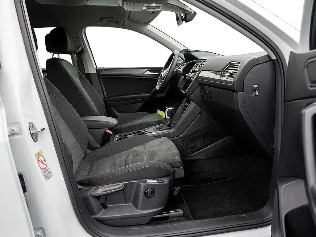 Gebraucht VW Tiguan Allspace Life 150 PS (110 kW) 2024 Weiß SUV