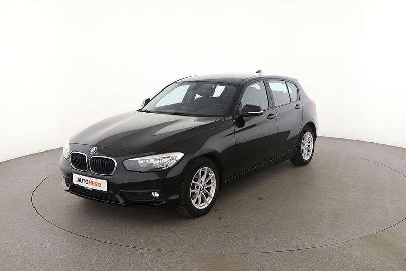 Schwarz Gebraucht 2019 BMW 118 Advantage Kleinwagen | 14.830 € (Guter Preis) - Bild 1/3