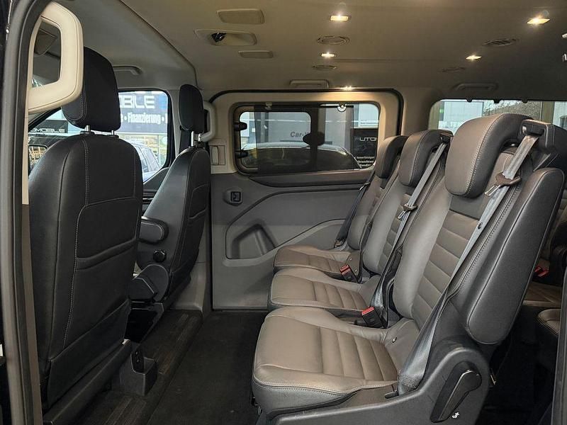 Gebraucht Ford Transit Custom Titanium 185 PS (136 kW) 2020 Schwarz Van / Kleinbus
